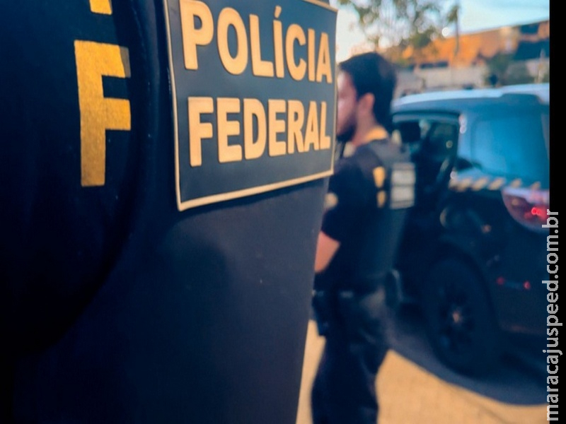 PF deporta e prende brasileiro foragido após cooperação com autoridades dos EUA