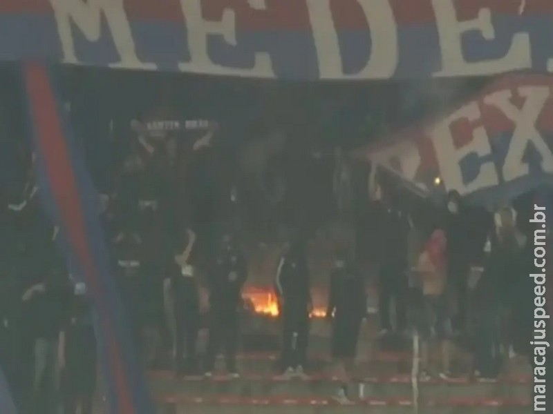 Protesto da torcida do Independiente Medellín-COL cancela jogo do Flamengo