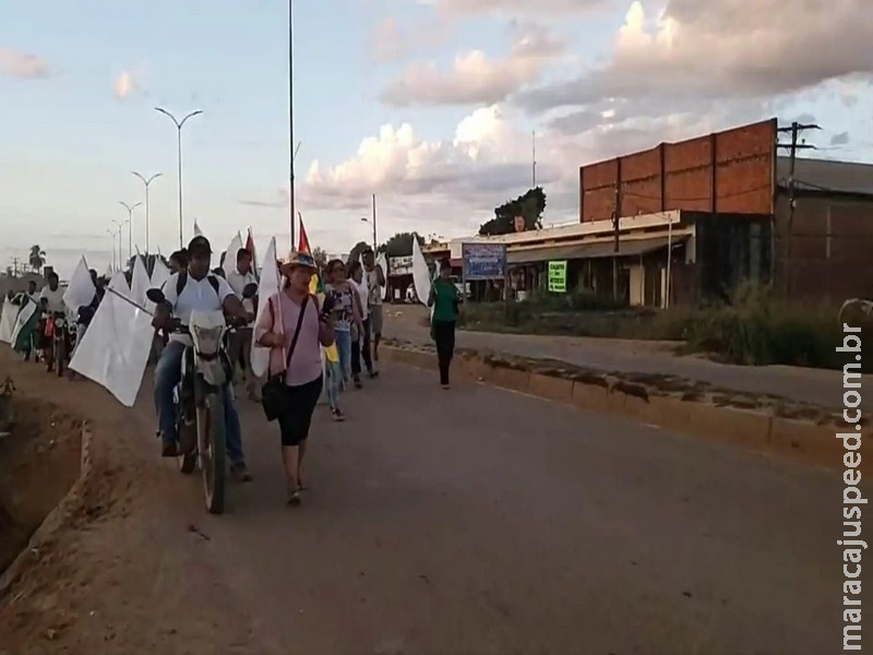 Bolívia prende líderes de protestos com respaldo militar dos EUA