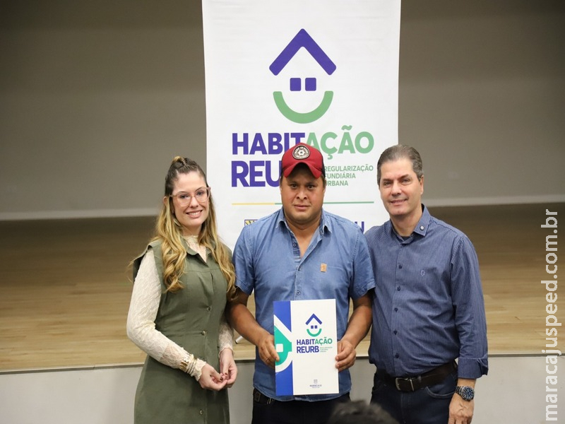 Maracaju 102 anos: Prefeitura entrega 45 títulos de propriedade e ultrapassa a marca de 635 regularizações desde 2022