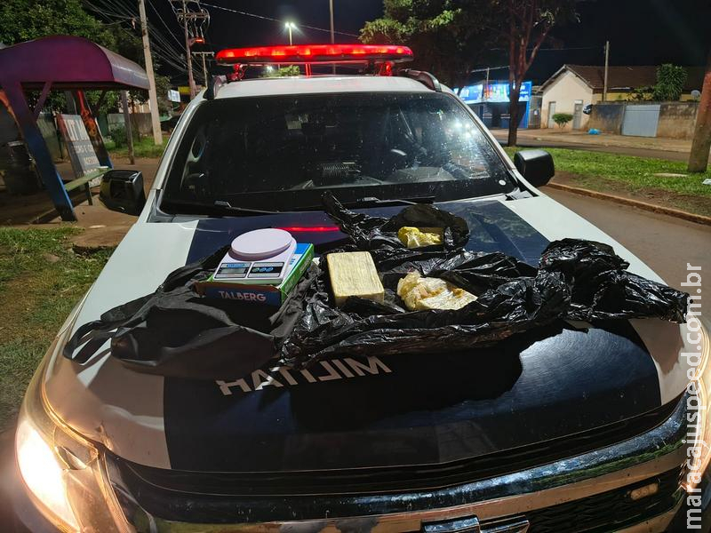 Maracaju: Desesperada, mãe liga para o 190 e PM apreende mochila com drogas na Vila Moreninha