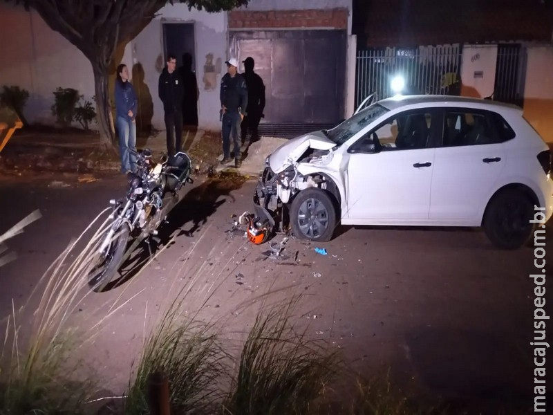 Motociclista fica gravemente ferido em colisão frontal no Vilas Boas