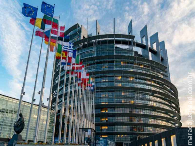 Parlamento Europeu aprova acordo comercial UE-EUA com cláusulas de proteção e revisão