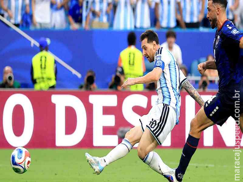 De virada, Argentina vence Cabo Verde e avança para oitavas de final da Copa