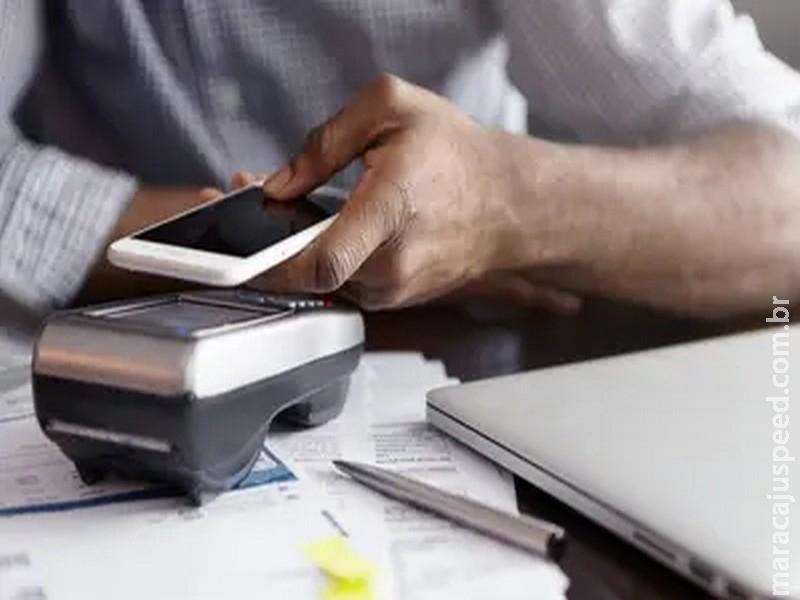 Falta de controle financeiro em tempo real atinge 12,6 milhões de empresas no Brasil