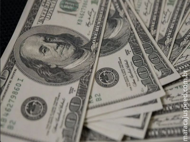 Mercado acompanha conflito Irã-EUA e dólar cai a R$ 5,10