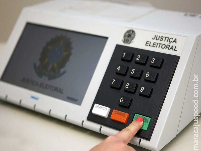 Uso de IA com Bolsonaro acirra disputa entre TSE e STF nas eleições