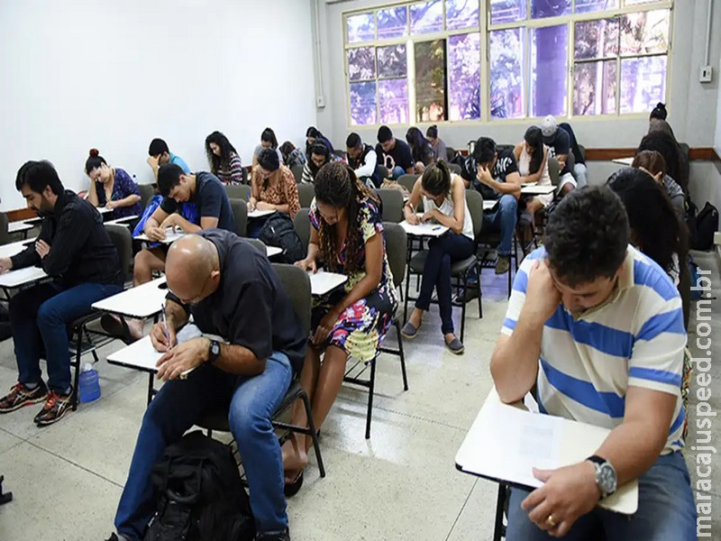 Encceja é no próximo domingo; saiba como consultar locais de provas