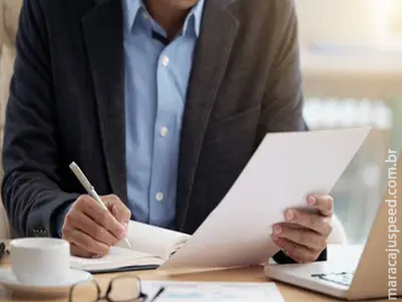 Exigência de CNPJ para autônomos e outros contribuintes fica para 2027