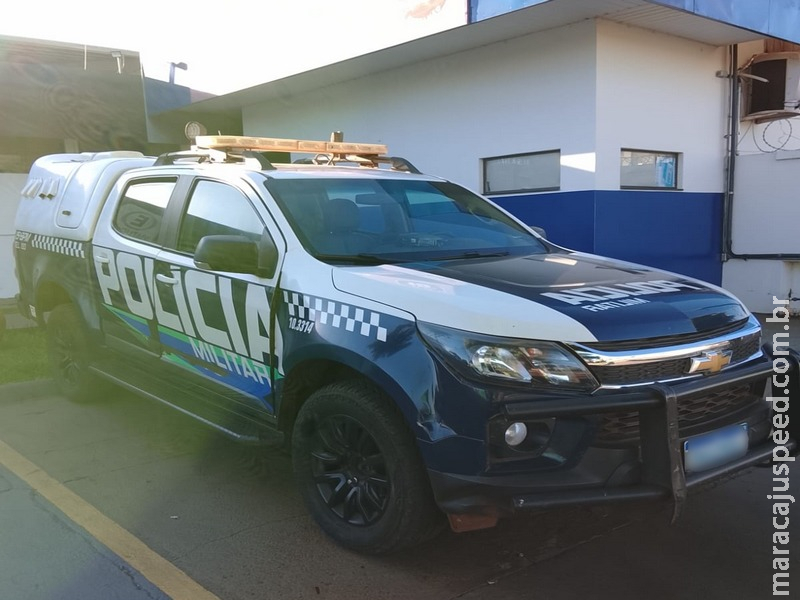 Homem de 34 anos é preso em flagrante por violência doméstica após denúncia de vizinhos no Conjunto Olídia Rocha, em Maracaju
