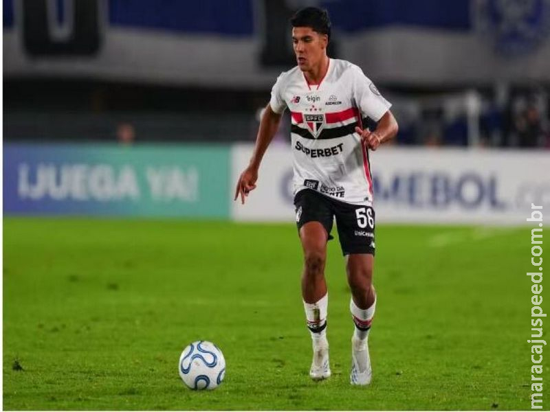 Jogador do São Paulo é preso por atropelamento fatal em Barueri
