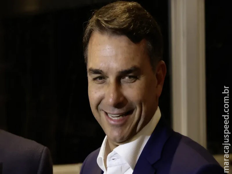 lávio reduz distância para Lula, segundo pesquisas internas do PL