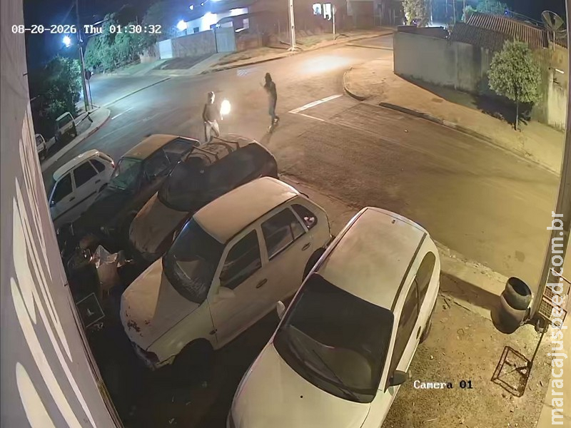 Madrugada de alerta: Dupla mascarada lança coquetéis molotov contra veículos na Vila Margarida, em Maracaju