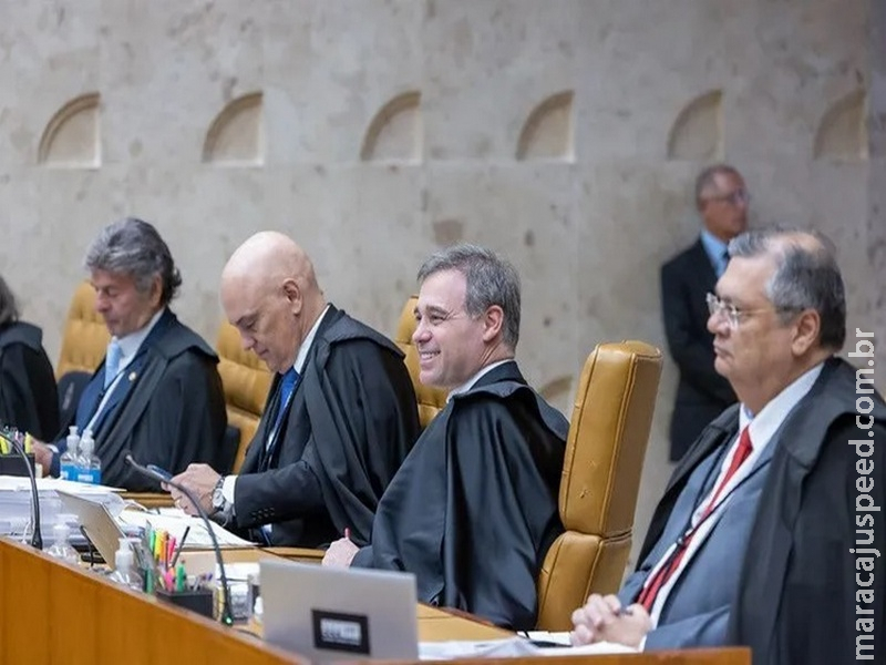 Os recados de Mendonça a Moraes e Dino ao ordenar apuração no caso Lulinha