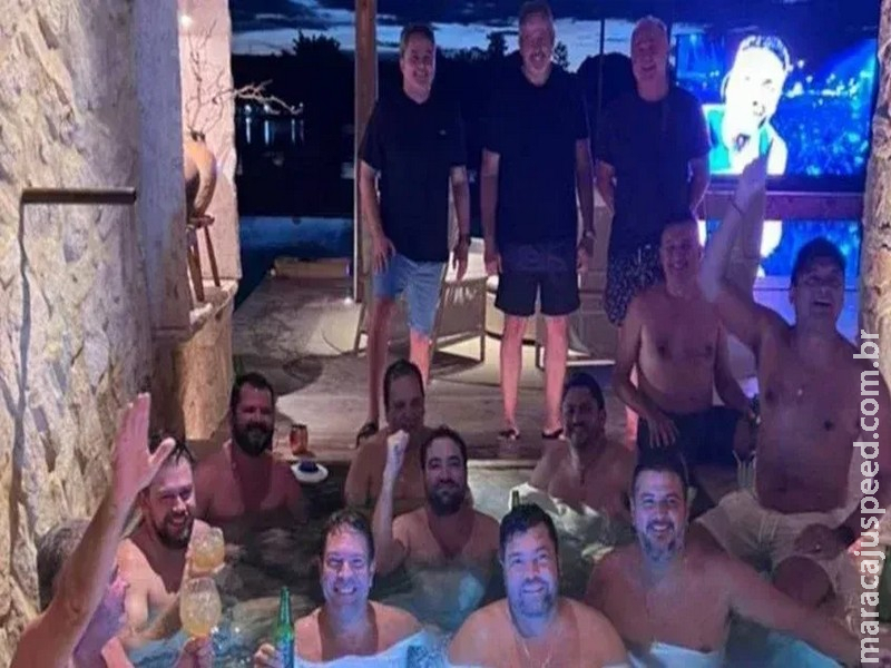 Senador pede a Alcolumbre apuração de vazamento após foto em piscina