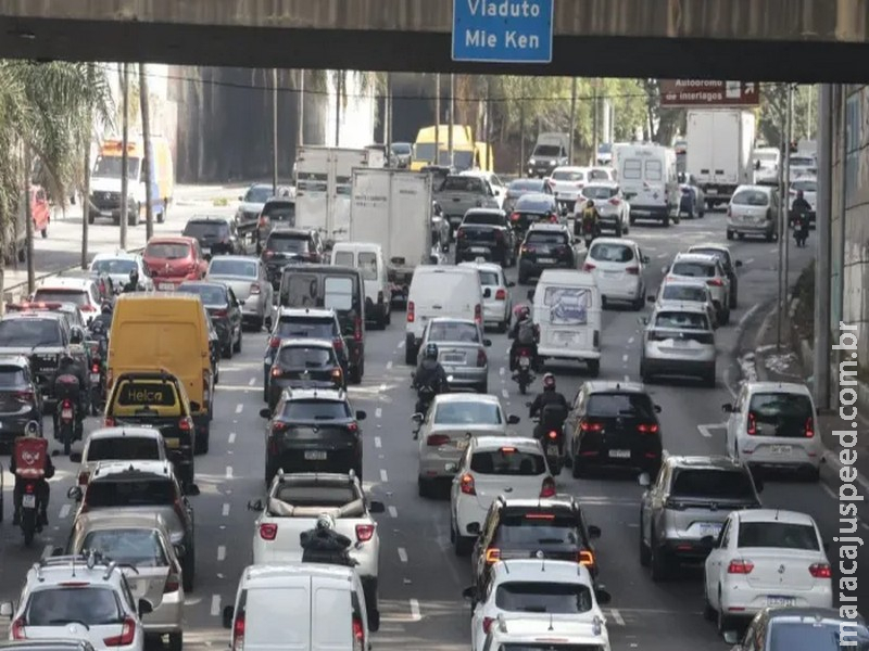 SP: segundo dia de greve paralisa parcialmente três linhas da CPTM