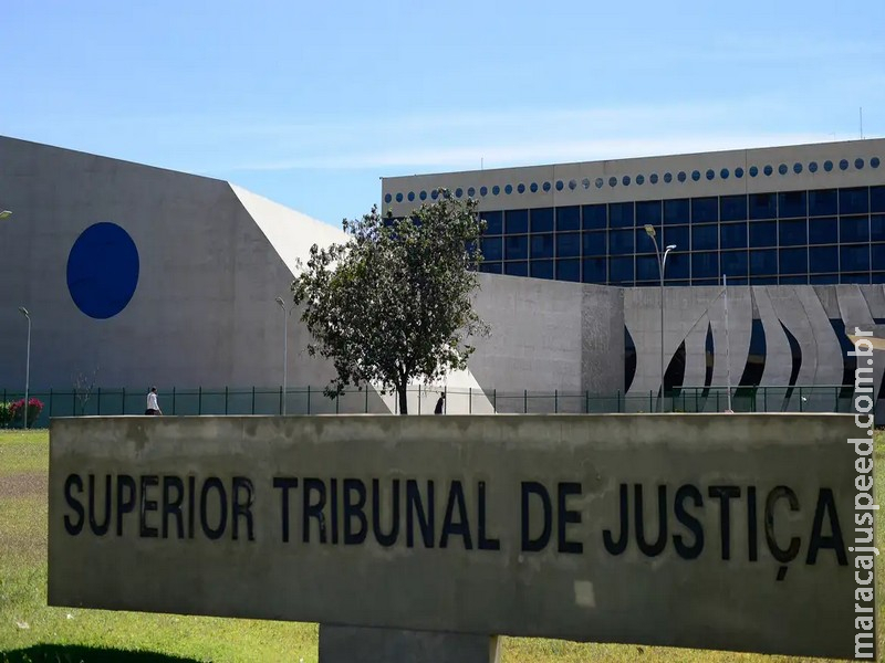 STJ condena ministro Marco Buzzi a perda de cargo por crimes sexuais