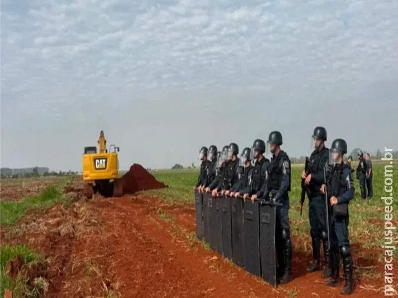 Tensão em Dourados: Confronto por ocupação de Fazenda deixa Policial ferido, pastagens em chamas e cinco indígenas presos 