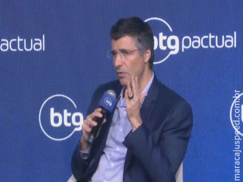 Trump se reúne com André Esteves e discute cenário econômico do Brasil