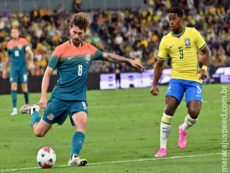 Brasil empata no último lance e evita derrota para a Austrália no primeiro teste após a Copa