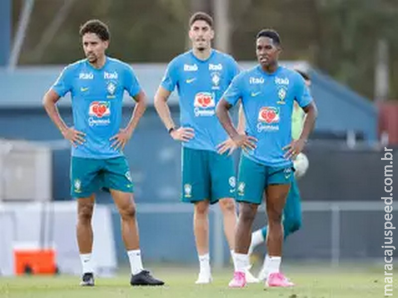 Brasil volta a campo após fiasco na Copa em teste contra a Austrália