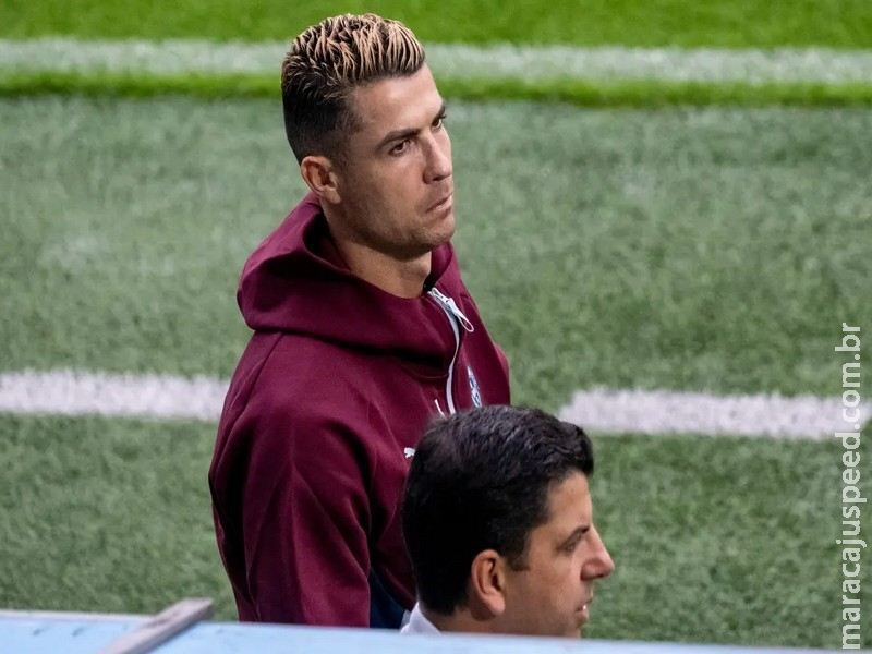 Cristiano Ronaldo se reúne com Jorge Jesus após ficar no banco contra a Noruega