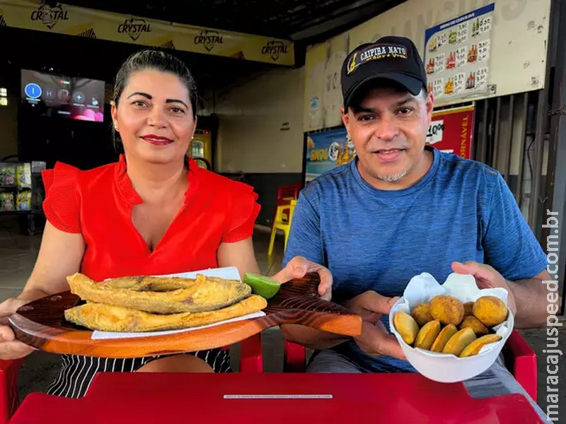 De fã a cozinheira, dona de bar virou queridinha do Raça Negra