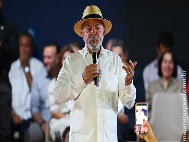 Em jantar, Lula reclama de críticas sobre gestão fiscal