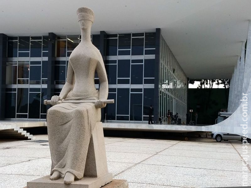 Fachin cancela sessão do plenário do STF após embate entre Dino e Mendonça