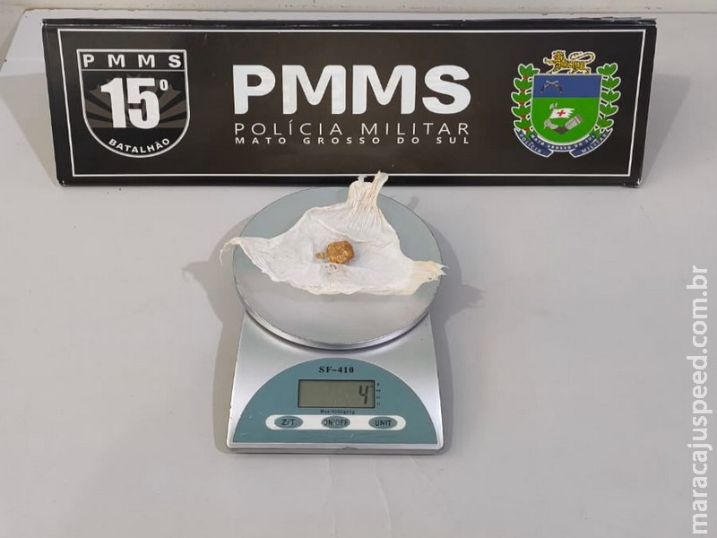 Homem é preso com crack na antiga Estação Ferroviária e entra em luta corporal com a PM em Maracaju