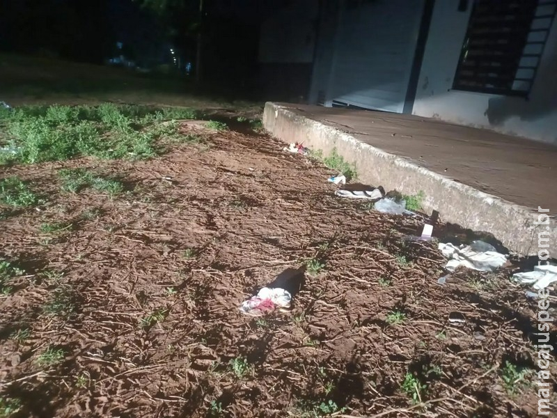 Jovem fica em estado grave após ser esfaqueado no Noroeste e ex é principal suspeita