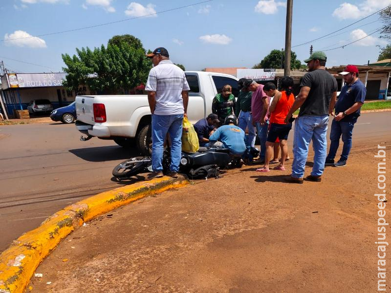 Motociclista morre no hospital após colisão transversal com caminhonete em rotatória de Maracaju