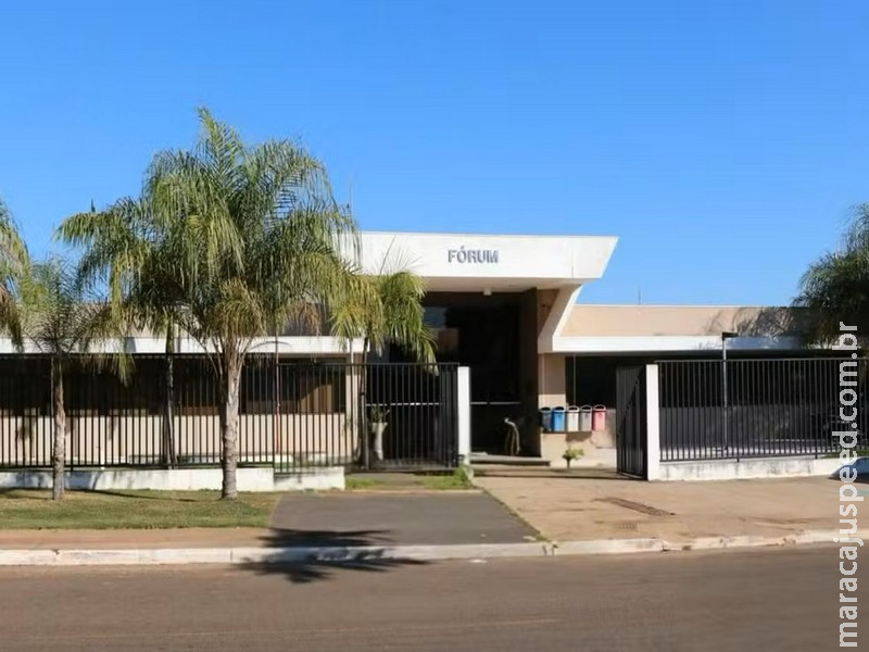 Passageiro espera mais de 7 horas por ônibus, fica na rodoviária durante a madrugada e será indenizado