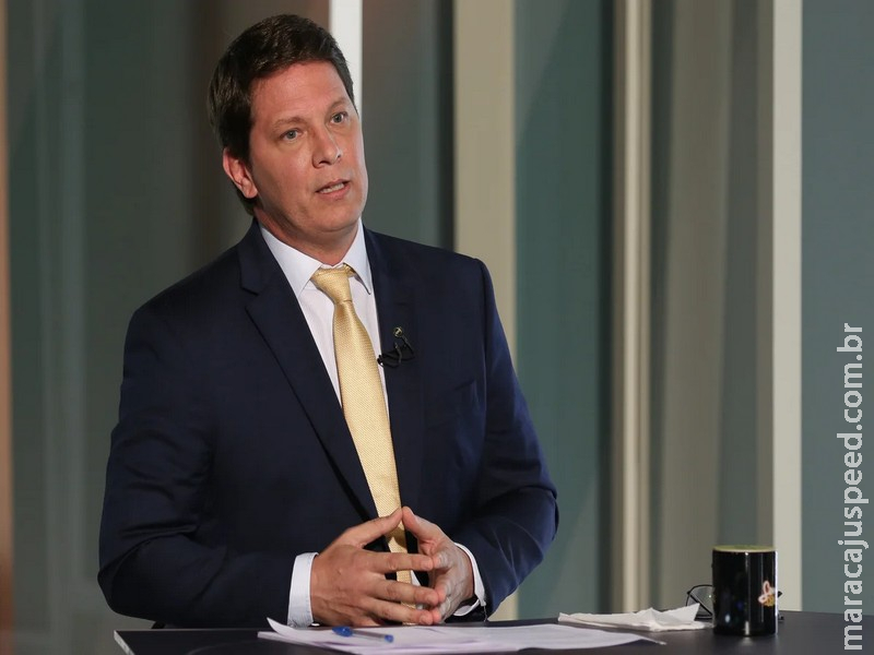 PF faz buscas contra Mario Frias e produtora de filme sobre Bolsonaro