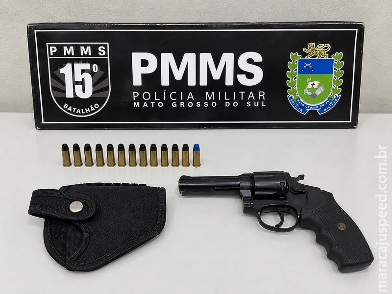 PM de Maracaju usa sistema de câmeras e prende homem por porte ilegal de arma no Centro