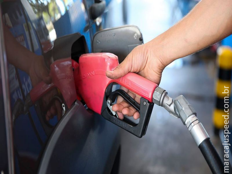 Subsídio de R$ 2,12 ao diesel deve ser mantido por 30 dias
