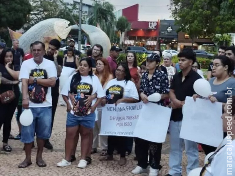 Defesa alega ameaças para tentar liberar adolescente envolvido em assassinato