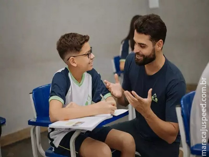 FUNLEC une ensino, tecnologia e formação humana em cinco colégios