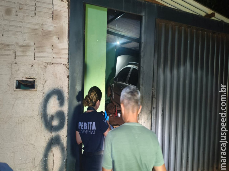 Homem se nega a vender droga para o CV, é morto na frente da filha e crime transmitido pelo celular