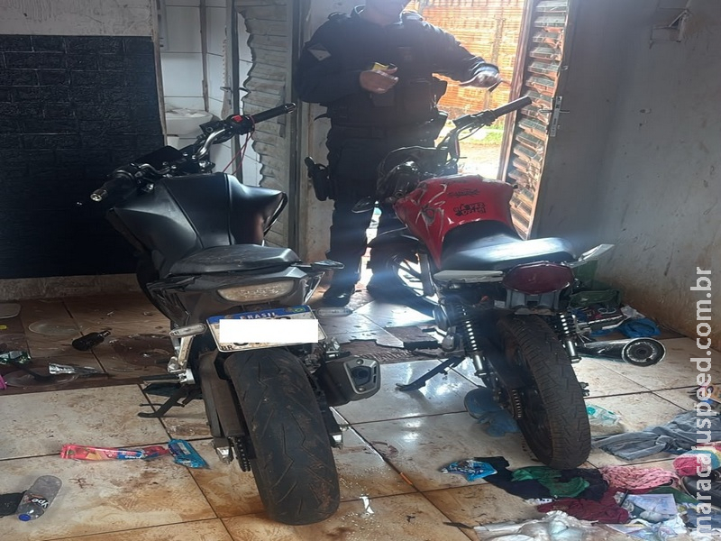 PM de Rio Brilhante localiza motocicletas em imóvel abandonado e recupera veículo furtado