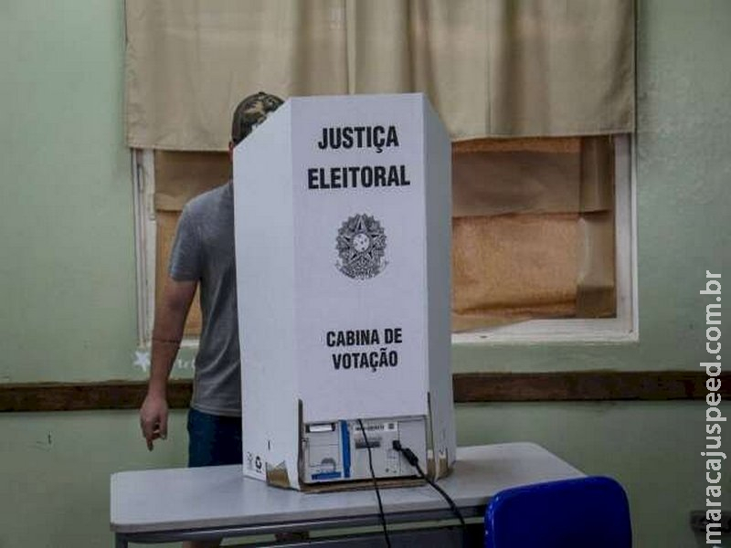  Polícia procura eleitor que filmou momento do voto e publicou na rede social