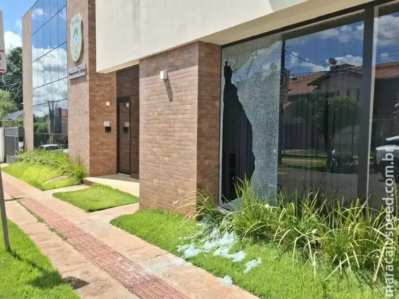 Suspeito de atirar contra Corregedoria da Polícia Civil é preso com revólver